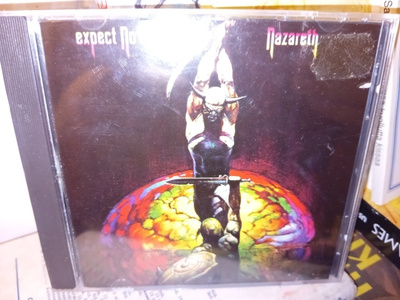 CD Nazareth : expect No mercy ( SIS POSTIKULU )