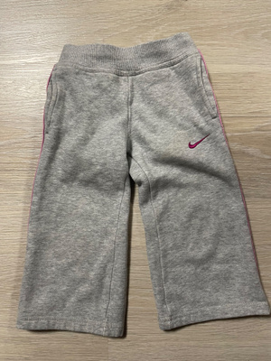 Nike Collegehousut koossa 98-104cm