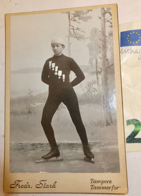 VANHA CDV Valokuva Luistelija Kivat Mitalit Tampere 1900-l