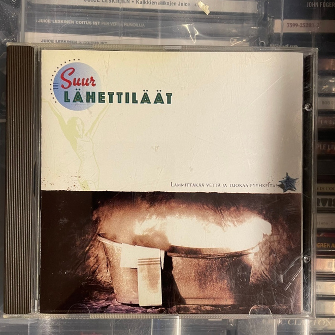 SUURLÄHETTILÄÄT - Lämmittäkää vettä ja tuokaa pyyhkeitä! cd