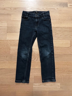Hugo Boss tummansiniset farkut 108cm
