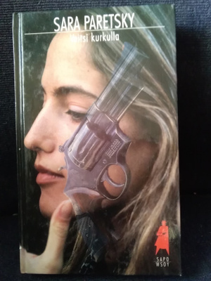 Sara Paretsky: Veitsi kurkulla