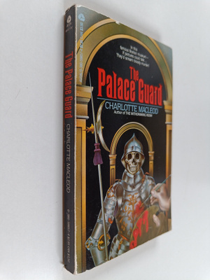 Charlotte Macleod : The palace guard