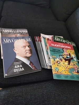 Pino Arvopaperi-lehtiä