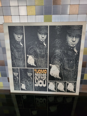 Tuomo - Reaches Out For You