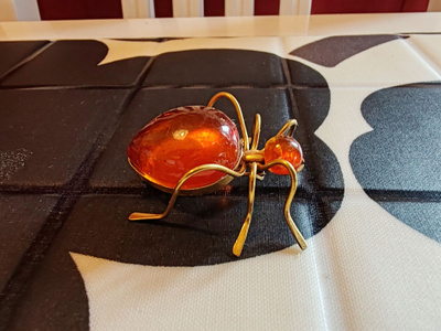 Meripihka vintage rintakoru hämähäkki