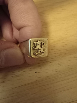Suomileijona kantasormus 14k