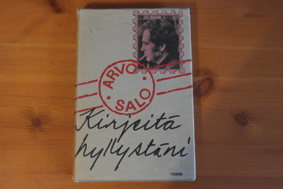 Arvo Salo:Kirjeitä hyllystäni.1.P.1977.Sid.Kp.