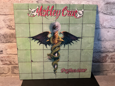 MÖTLEY CRUE: Dr Feelgood lp levy
