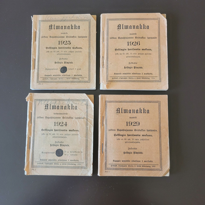 Noin 100 vuotta vanhat Almanakat 1924–1929 – 4 kpl
