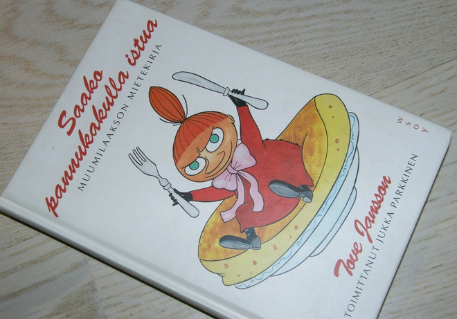 Nalle Puh & Muumi Kirjat & Avaimenperä