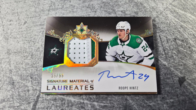 Roope Hintz 2021-22 Ultimate Signature Material Laureates