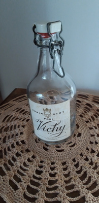 Porin Olut,  hieno Vichy pullo, patenttikorkki