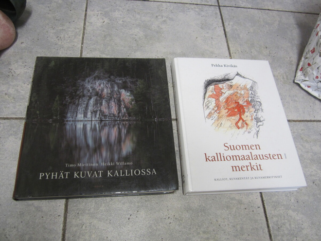 PYHÄT KUVAT KALLIOSSA & SUOMEN KALLIOMAALAUSTEN MERKIT