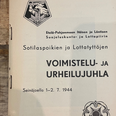 Sotilaspojat ja Lottatytöt Voimistelujuhla Seinäjoella 1944!