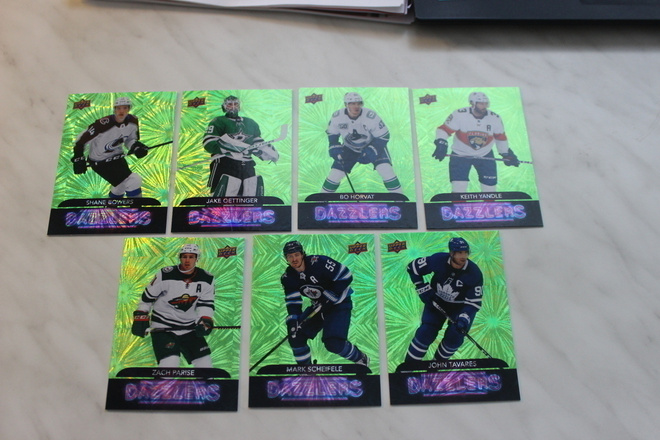 2020-21 Upper Deck Green Dazzlers kortteja 1.50e/kpl