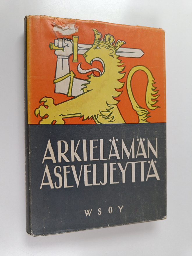 O. A. (toim.) Kärnä : Arkielämän aseveljeyttä : kirja päi...