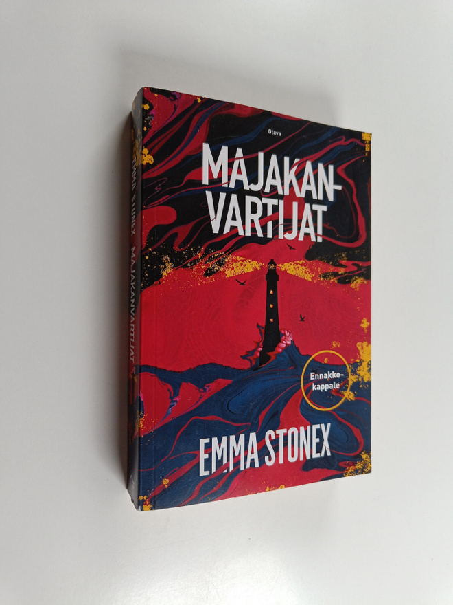 Emma Stonex : Majakanvartijat (ennakkokappale)