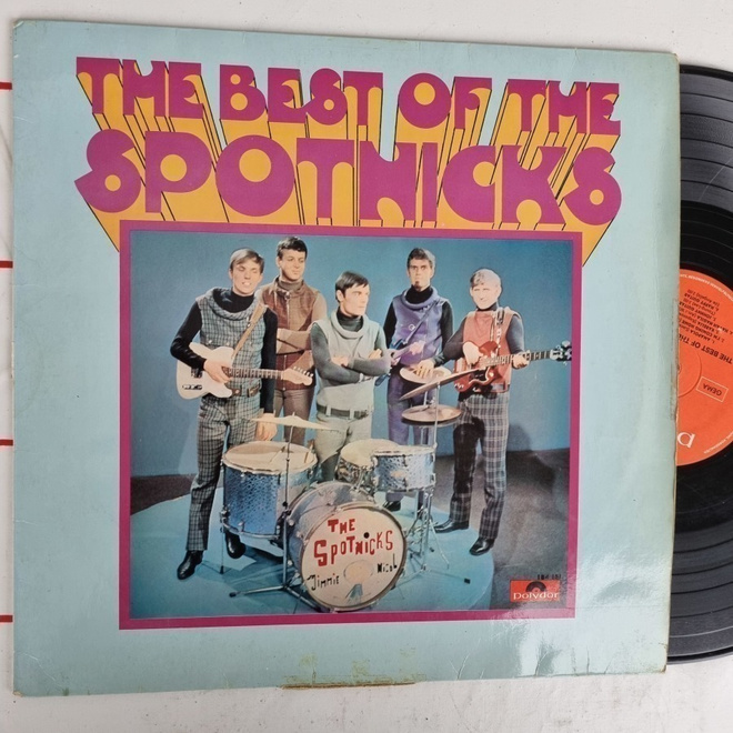 LP  The Best Of The Spotnicks.