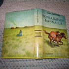 Laura Ingalls Wilder: Hopeajärven rannalla (1.p.1966) - pikkukuva 2