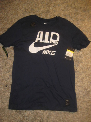 ** Nike Dri-fit  t-paita  koko s  UUSI*