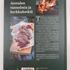Matias Koskimies : Tulilla : Avotulen tunnelmia ja herkku... - pikkukuva 2