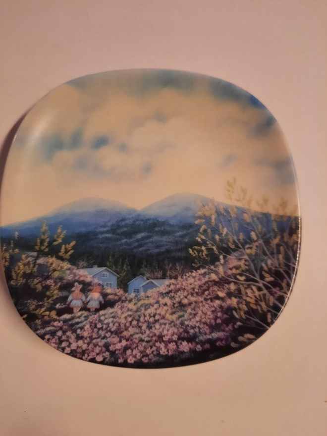 Keväinen lappi seinälautanen Arabia