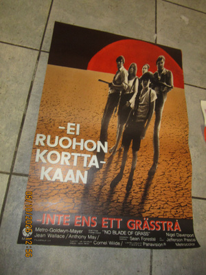 Elokuvajuliste -Ei ruohon korttakaan- (No Blade of Grass)