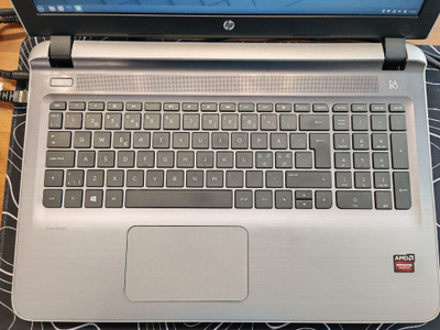HP Pavilion15-ab116no, LinuxMint 22,3