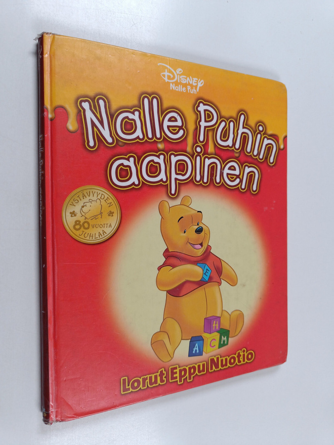 Eppu Nuotio : Nalle Puhin aapinen