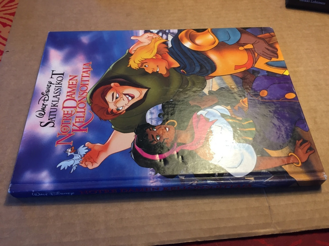DISNEY SATU KLASSIKOT NOTRE DAMEN KELLONSOITTAJA HYVÄ