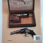Christopher Chant : The new encyclopedia of handguns - pikkukuva 2