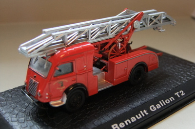 Renault DL18 galion T2 -55 1:72 ALE!