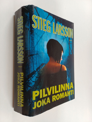 Stieg Larsson : Pilvilinna joka romahti