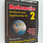 Ngoc Vo ym. : Mathematics : Analysis and Approaches SL, 2 - pikkukuva 1