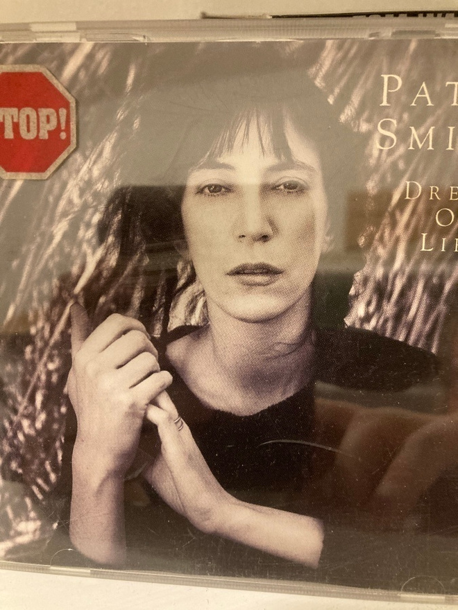 PATTI SMITH: DREAM OF LIFE