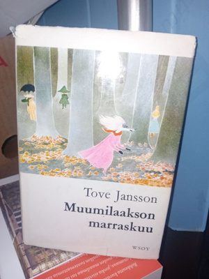 Tove Jansson  : Muumilaakson marraskuu ( SIS POSTIKULU )