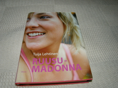 Tuija Lehtinen Ruusumadonna  -sid