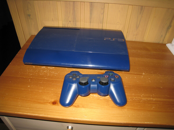 Playstation 3 super slim 500 GB