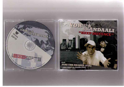CDS Your123 & Skandaali-Keep Distance