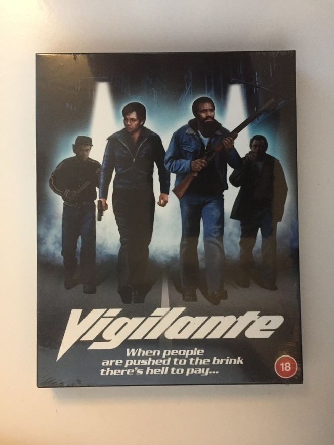 Yön soturit (Banned) Vigilante (Blu-ray) Slipcase (1982 UUSI