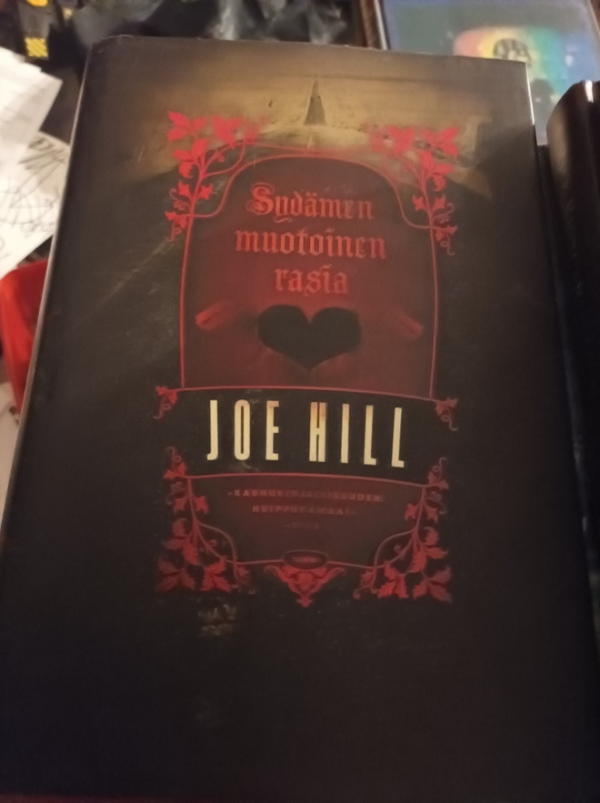 Joe Hill Sydämen muotoinen rasia