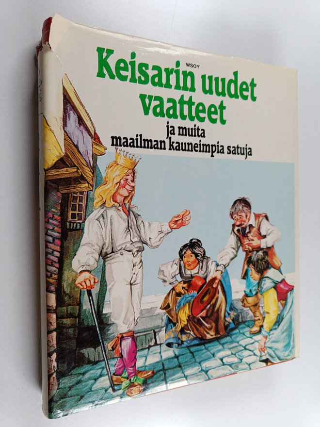 Kerttu (toim.) Piskonen : Keisarin uudet vaatteet ja muit...