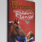 Tiina Lehtineva : Kuin perhosen tanssi - pikkukuva 1