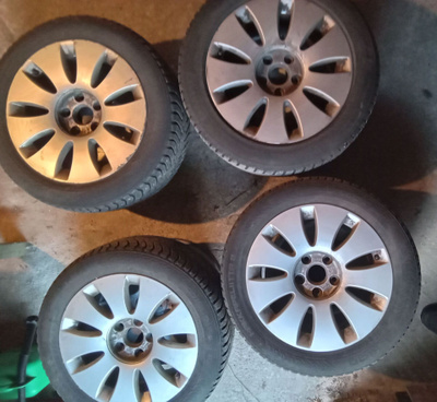 Audin A6 kevytmetallivanteet talvirenkailla 4kpl