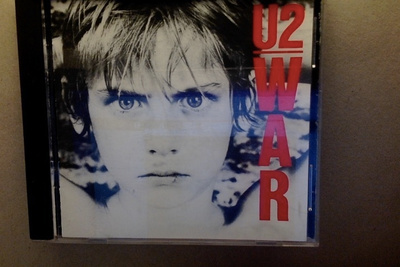 U2  ::  WAR  ::  CD - ALBUM  ::   US  CLUB  EDITION