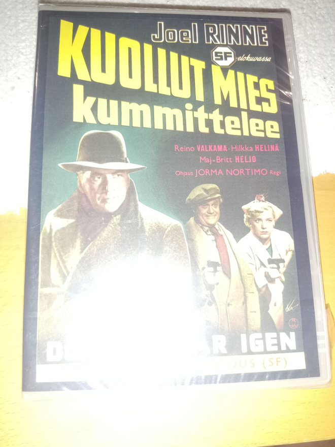 Kuollut mies kummittelee