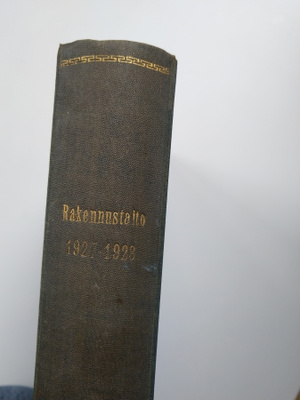 Rakennustaito -lehden vuosikerrat 1927 - 28 sidottuna
