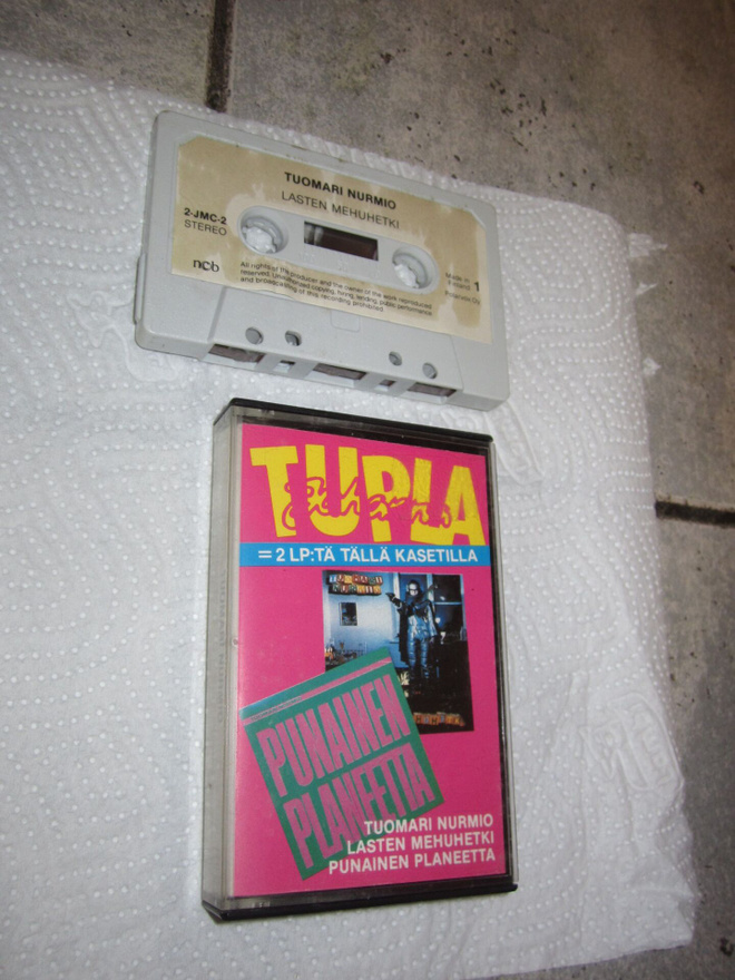 Tuomari Nurmio – Lasten Mehuhetki / Punainen Planeetta-1983