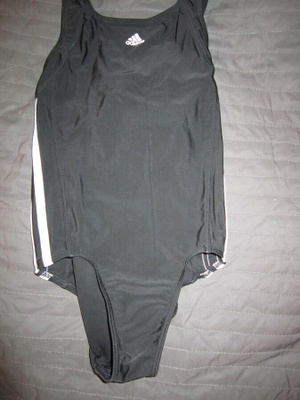 Adidas tyttöjen uimapuku infinitex + 2 bikinit 130-140